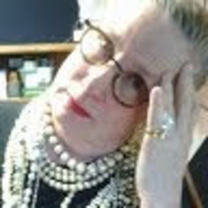 Meet your Posher, Claudine